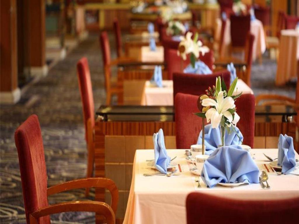 Hotel Cypress Jin Jiang 4*